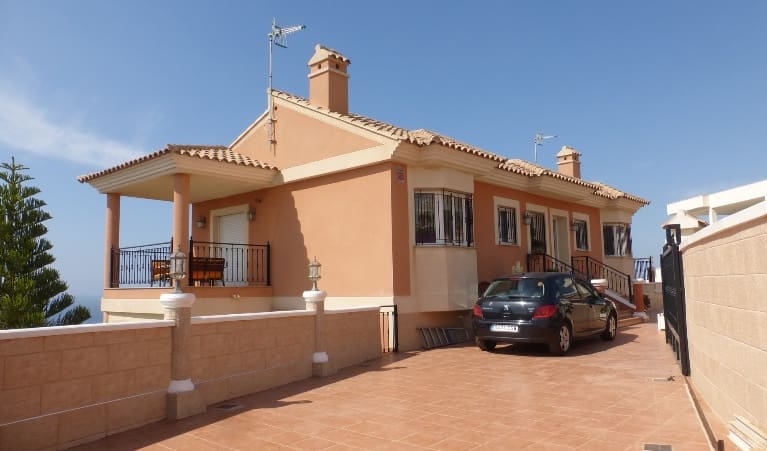 6 slaapkamer Villa te koop in Bolnuevo met zwembad - € 590.000 (Ref: 6810693)