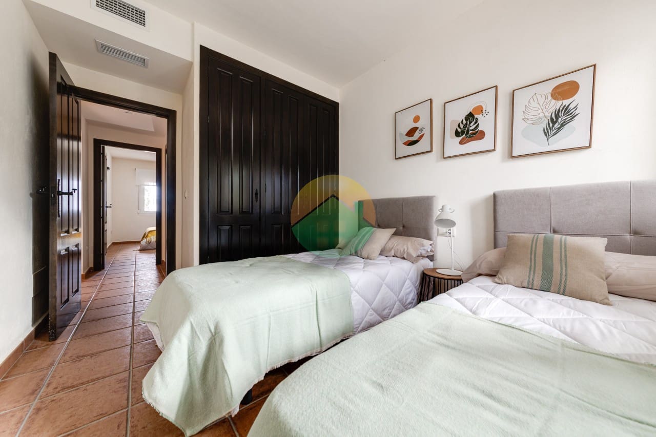 2 soveværelse Semi-Rækkehus til salg i Las Palas med swimmingpool - € 194.000 (Ref: 7342216)