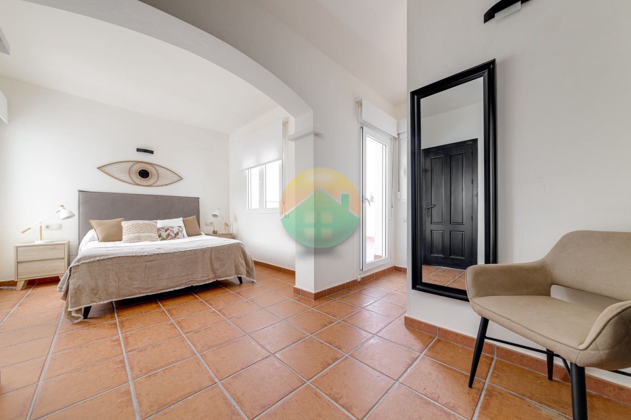 2 soveværelse Semi-Rækkehus til salg i Las Palas med swimmingpool - € 194.000 (Ref: 7342216)