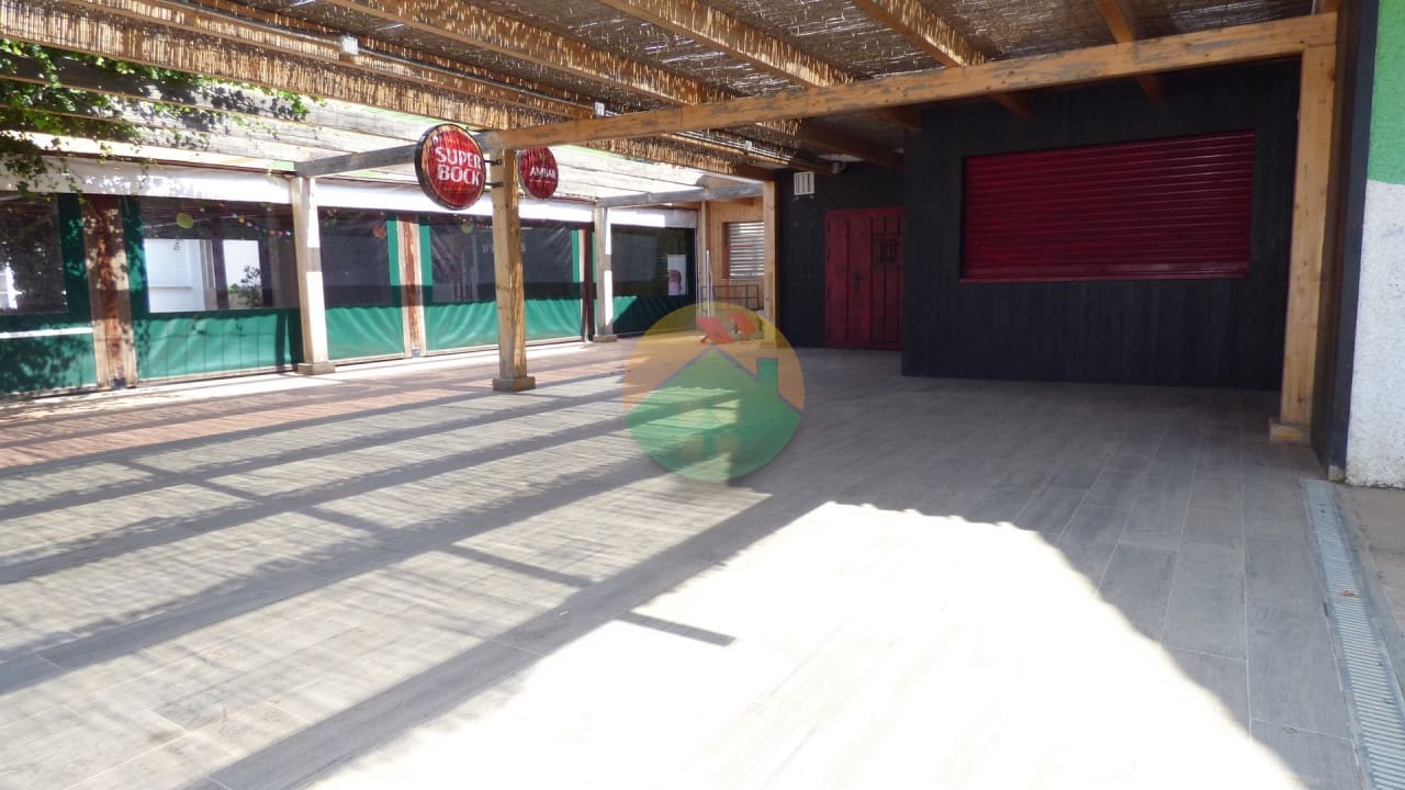 Kommersiell til salgs i Puerto de Mazarron - € 159 900 (Ref: 7612631)