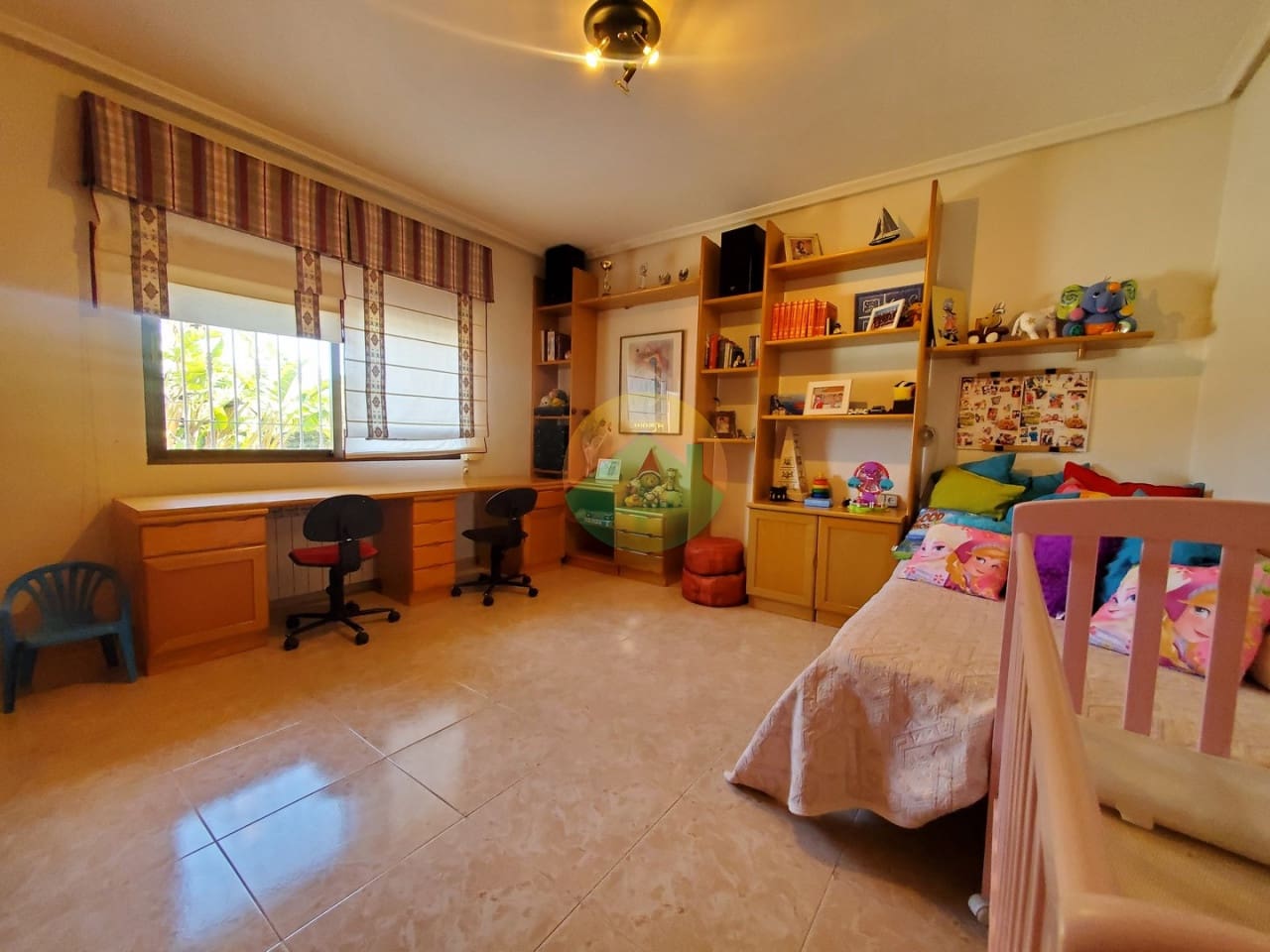 5 soveværelse Villa til salg i Isla Plana med swimmingpool garage - € 615.000 (Ref: 8024859)