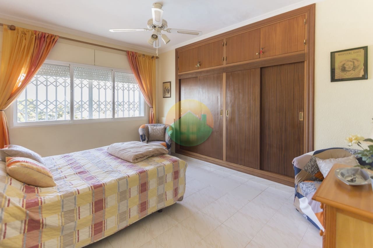 4 camera da letto Villa in vendita in Isla Plana con piscina - 499.000 € (Rif: 8059303)