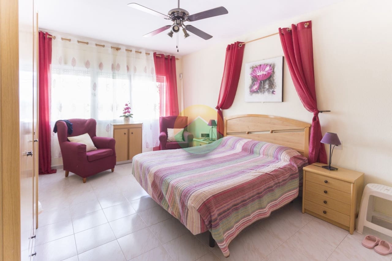 4 camera da letto Villa in vendita in Isla Plana con piscina - 499.000 € (Rif: 8059303)