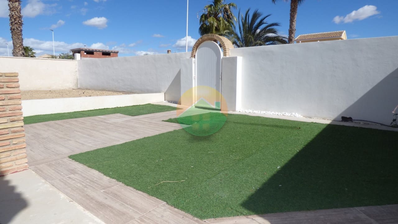 3 chambre Villa/Maison à vendre à Camposol avec piscine garage - 239 000 € (Ref: 8146975)