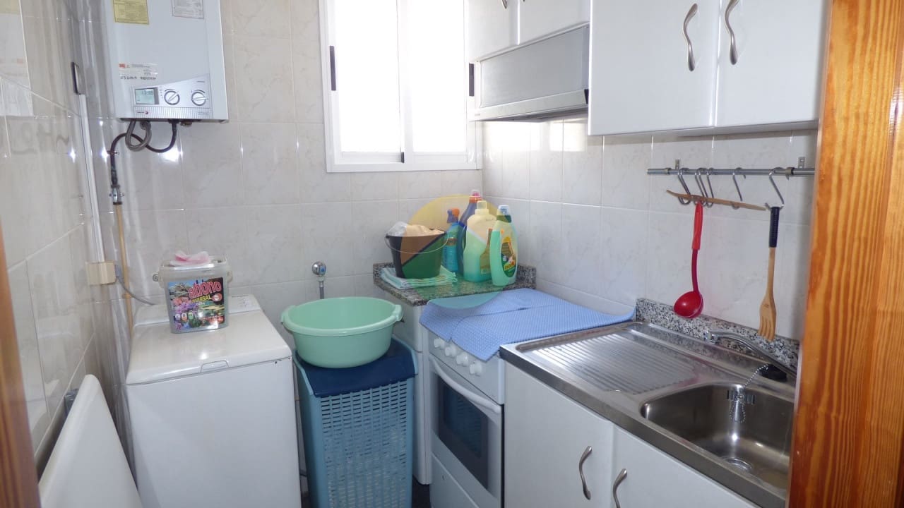 2 soverom Rekkehus til salgs i El Pareton med garasje - € 135 000 (Ref: 8194197)