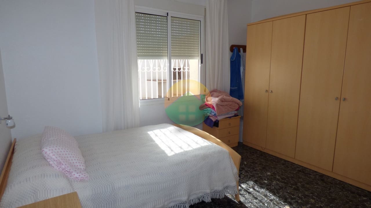 2 soverom Rekkehus til salgs i El Pareton med garasje - € 135 000 (Ref: 8194197)