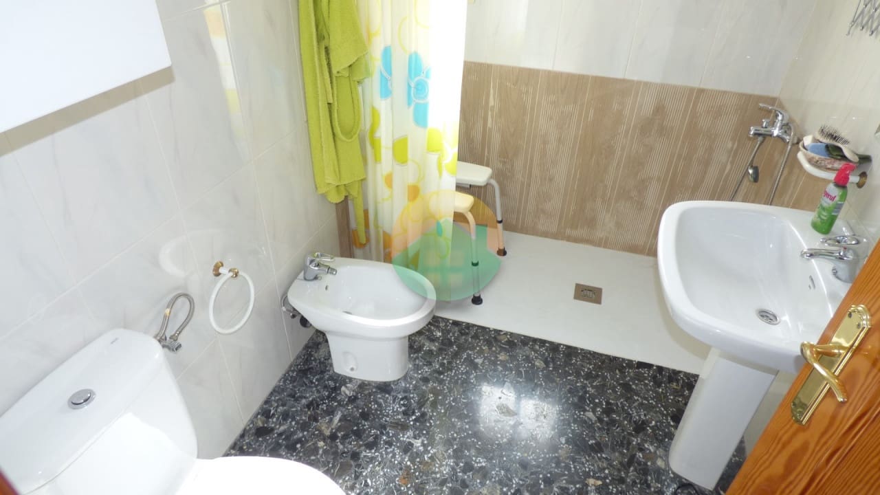 2 soverom Rekkehus til salgs i El Pareton med garasje - € 135 000 (Ref: 8194197)