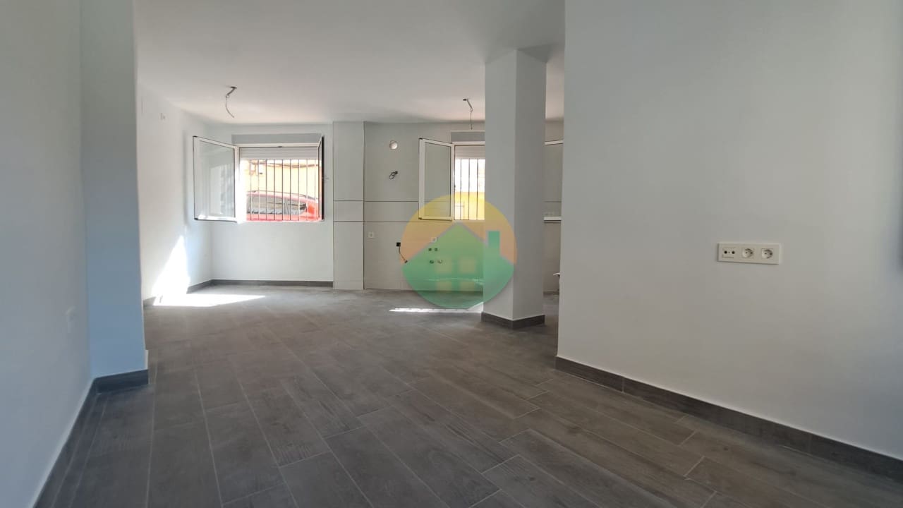 2 slaapkamer Appartement te koop in Puerto de Mazarron - € 99.995 (Ref: 8494360)