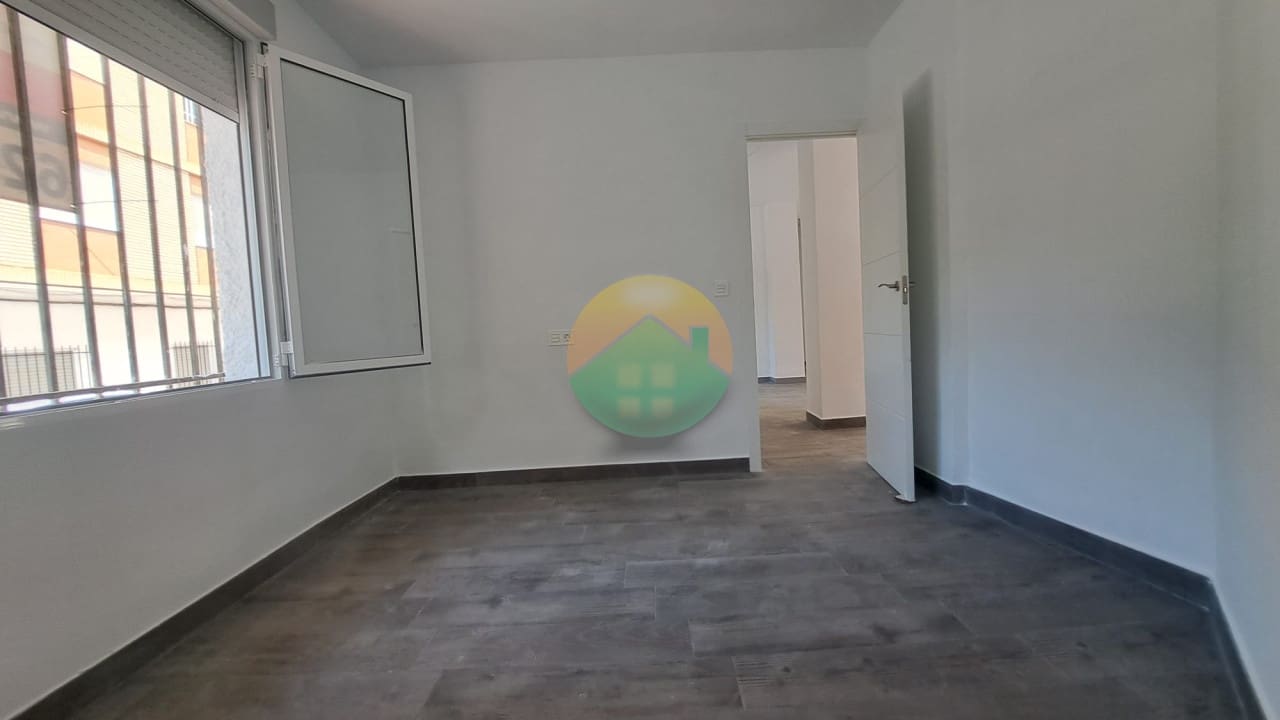 2 slaapkamer Appartement te koop in Puerto de Mazarron - € 99.995 (Ref: 8494360)