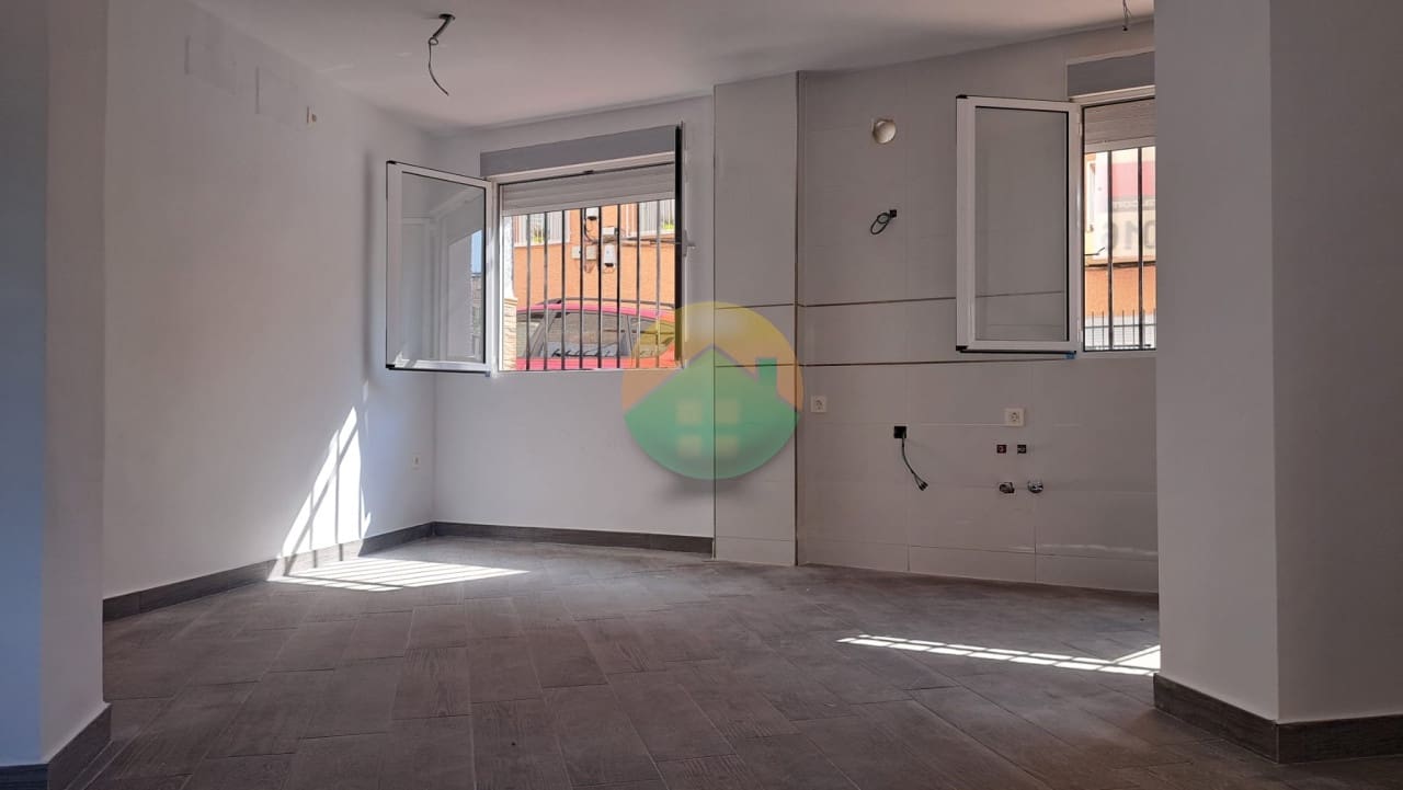 2 slaapkamer Appartement te koop in Puerto de Mazarron - € 99.995 (Ref: 8494360)