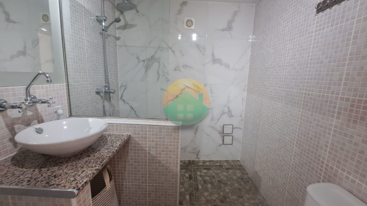 5 soverom Rekkehus til salgs i Aledo med svømmebasseng garasje - € 399 995 (Ref: 8535705)