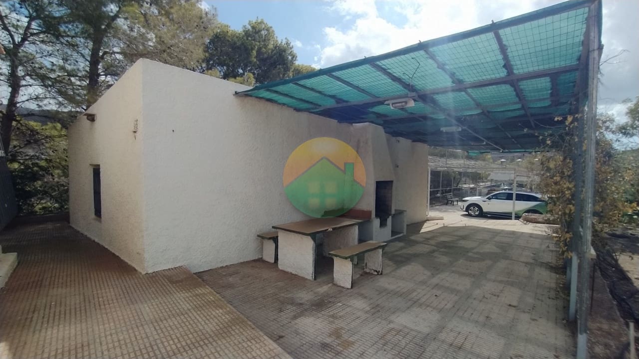 2 soveværelse Finca/Landehus til salg i Mazarron med swimmingpool garage - € 299.000 (Ref: 8548284)