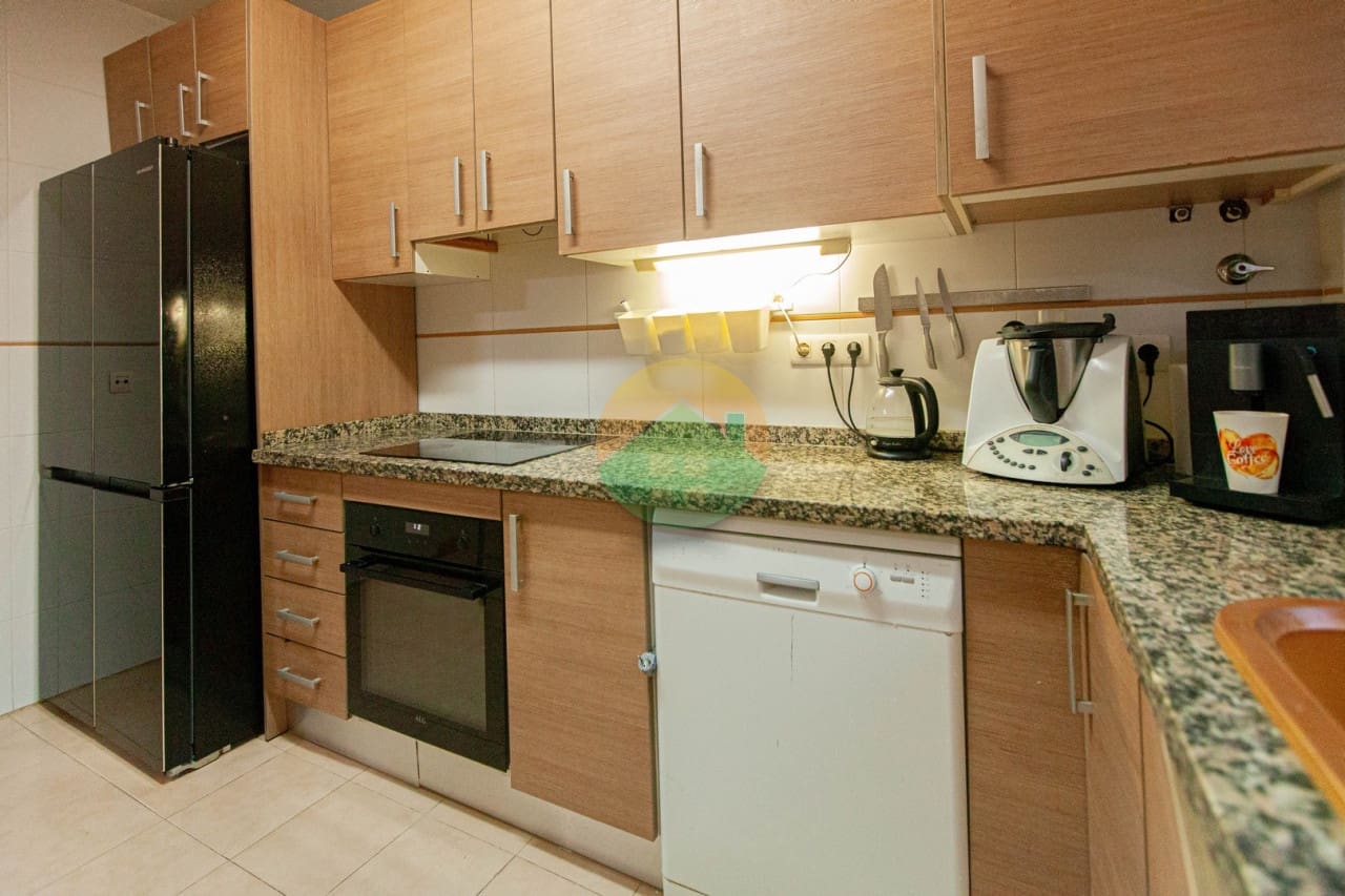 3 soverom Kjedet enebolig til salgs i Camposol med svømmebasseng - € 159 995 (Ref: 8759110)