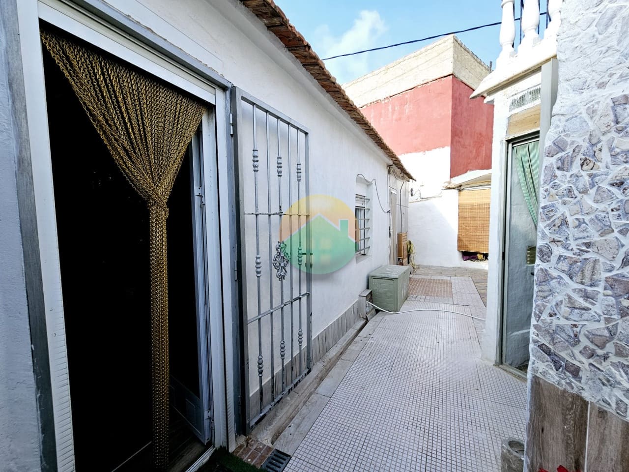 3 quarto Moradia Geminada para venda em Las Palas com garagem - 149 995 € (Ref: 8826329)