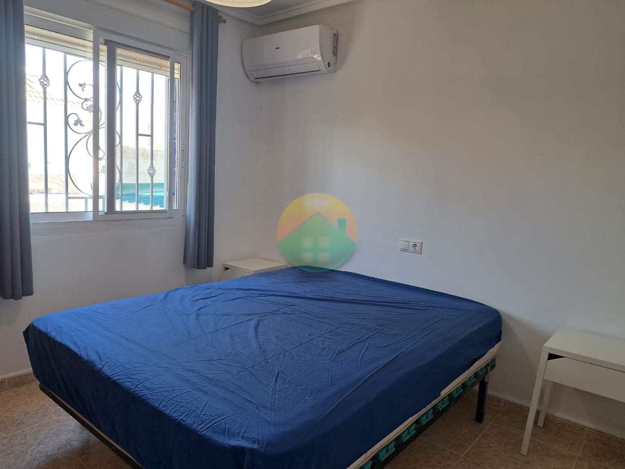 5 soveværelse Villa til salg i Camposol med swimmingpool garage - € 279.500 (Ref: 8905741)