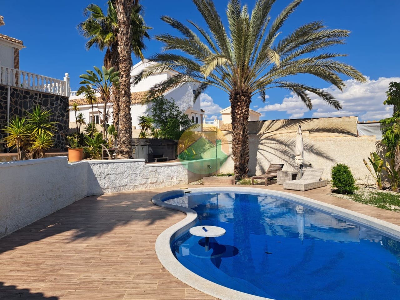 5 soveværelse Villa til salg i Camposol med swimmingpool garage - € 279.500 (Ref: 8905741)