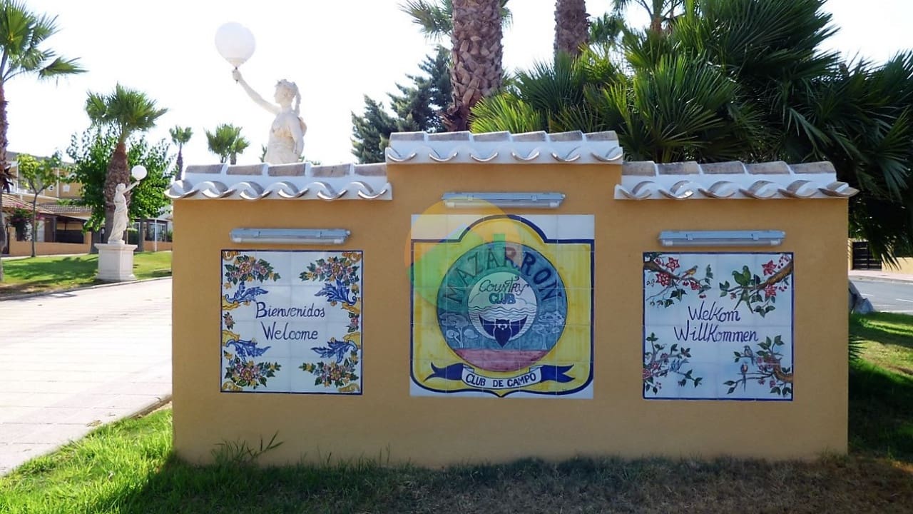 3 slaapkamer Villa te koop in Mazarron met zwembad - € 250.000 (Ref: 8906541)