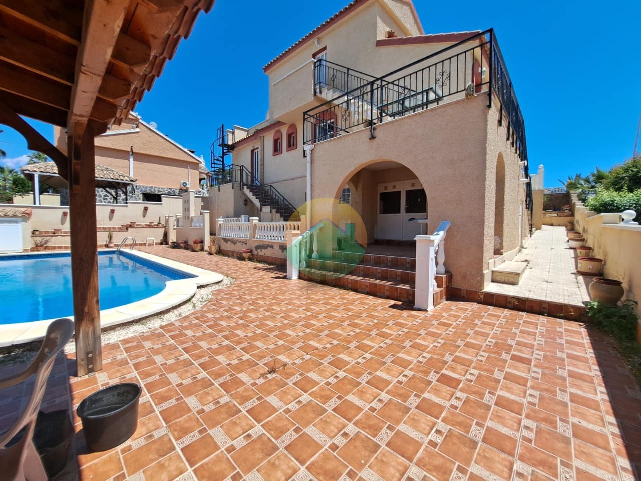 3 soveværelse Villa til salg i Camposol med swimmingpool garage - € 259.000 (Ref: 8992995)