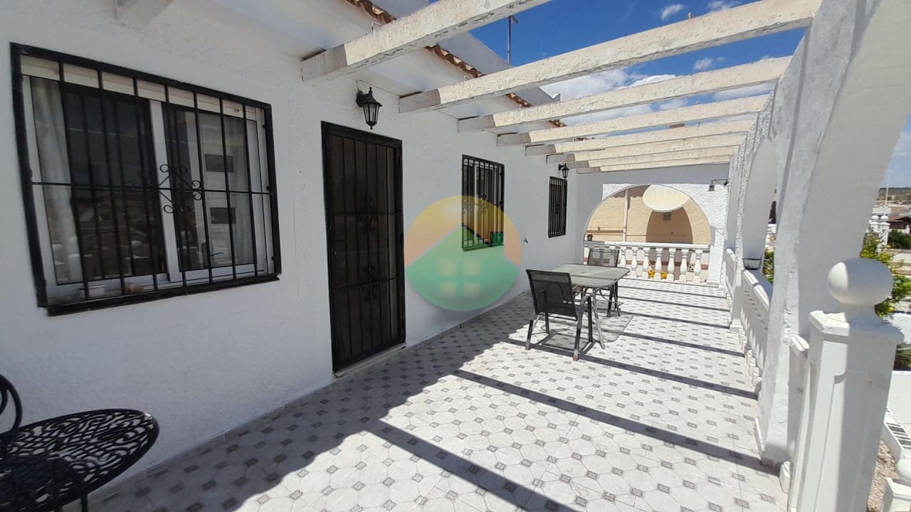 2 bedroom Villa for sale in Camposol with pool - € 149,995 (Ref: 9004184)
