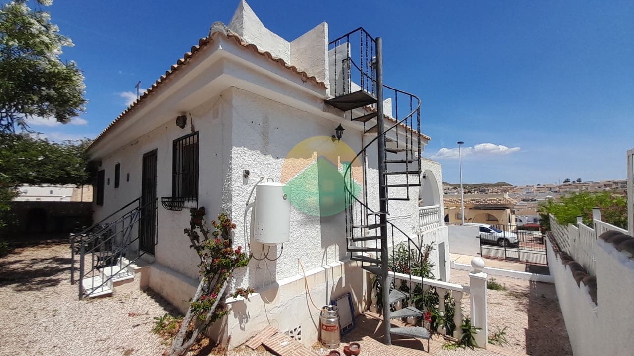 2 bedroom Villa for sale in Camposol with pool - € 149,995 (Ref: 9004184)