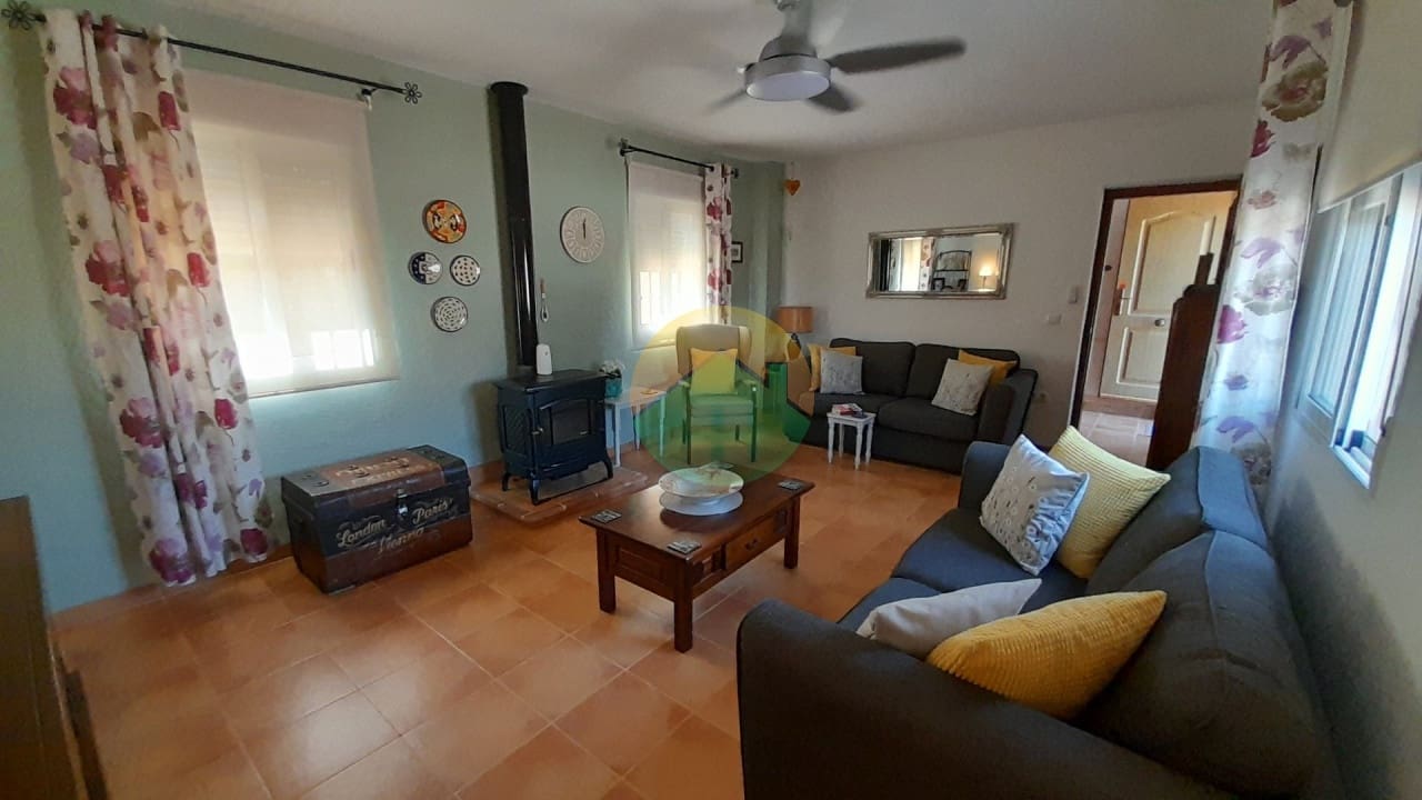 3 soveværelse Finca/Landehus til salg i La Pinilla med swimmingpool - € 249.995 (Ref: 9094417)