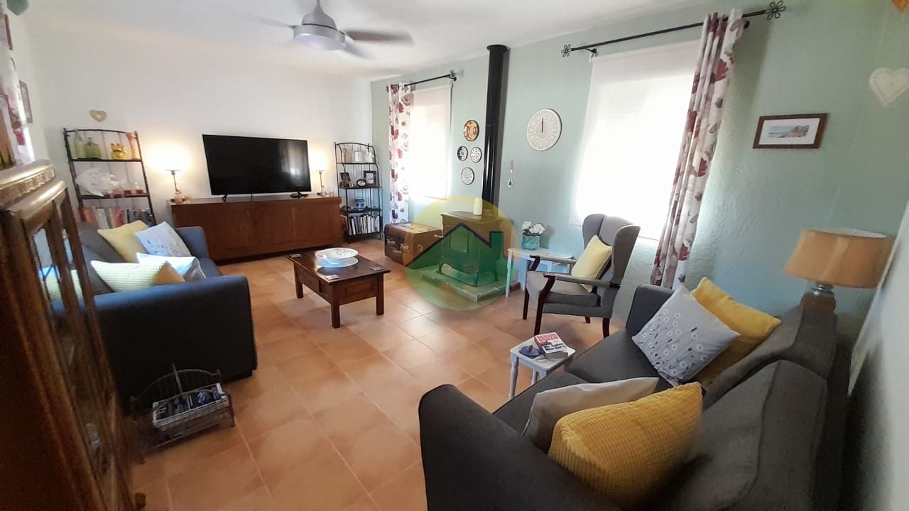 3 soveværelse Finca/Landehus til salg i La Pinilla med swimmingpool - € 249.995 (Ref: 9094417)