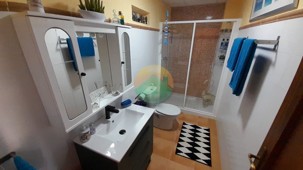 3 soveværelse Finca/Landehus til salg i La Pinilla med swimmingpool - € 249.995 (Ref: 9094417)