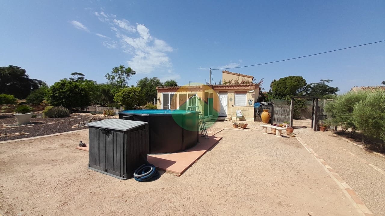 3 soveværelse Finca/Landehus til salg i La Pinilla med swimmingpool - € 249.995 (Ref: 9094417)