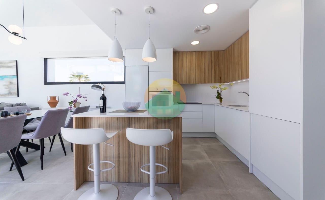 3 makuuhuone Huvila myytävänä paikassa Calasparra mukana uima-altaan - 319 000 € (Ref: 9107893)