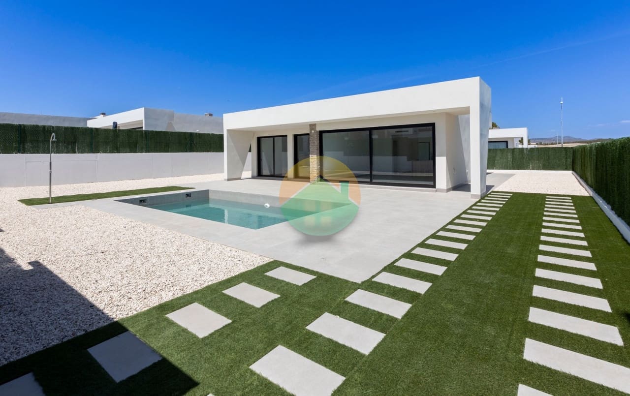 3 makuuhuone Huvila myytävänä paikassa Calasparra mukana uima-altaan - 319 000 € (Ref: 9107893)