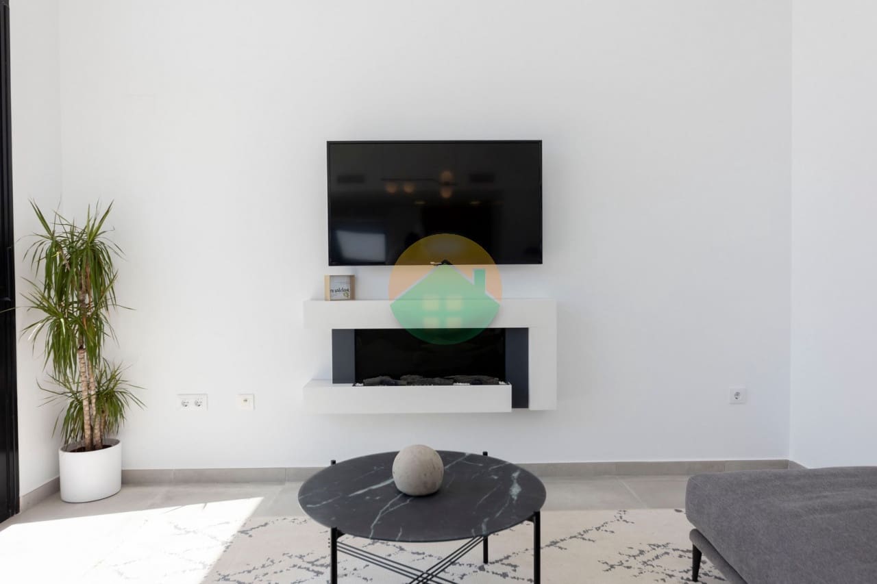 3 makuuhuone Huvila myytävänä paikassa Calasparra mukana uima-altaan - 319 000 € (Ref: 9107893)