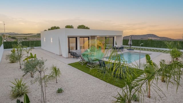 3 makuuhuone Huvila myytävänä paikassa Calasparra mukana uima-altaan - 319 000 € (Ref: 9107893)