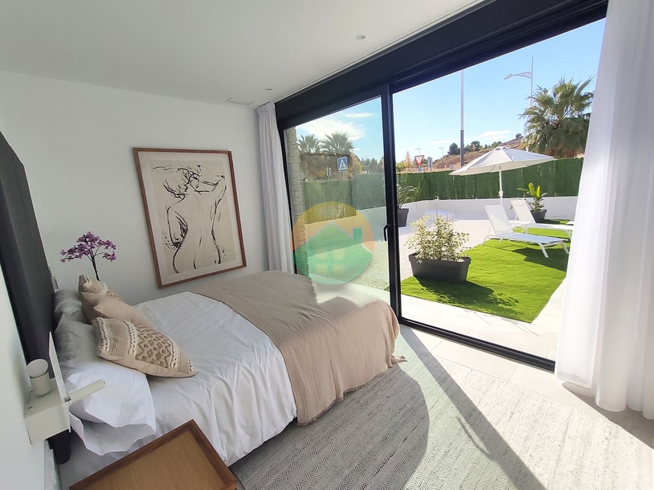 3 soveværelse Villa til salg i Calasparra med swimmingpool - € 339.000 (Ref: 9107894)