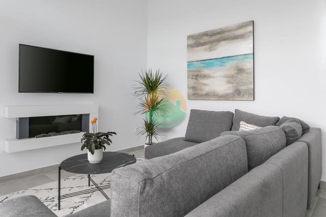 2 soveværelse Villa til salg i Calasparra med swimmingpool - € 285.000 (Ref: 9108112)