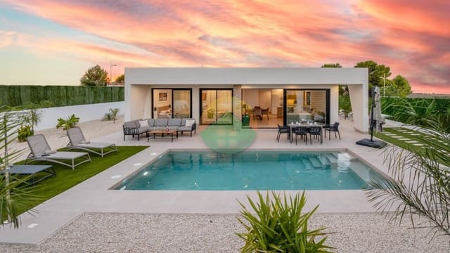 2 soveværelse Villa til salg i Calasparra med swimmingpool - € 285.000 (Ref: 9108112)