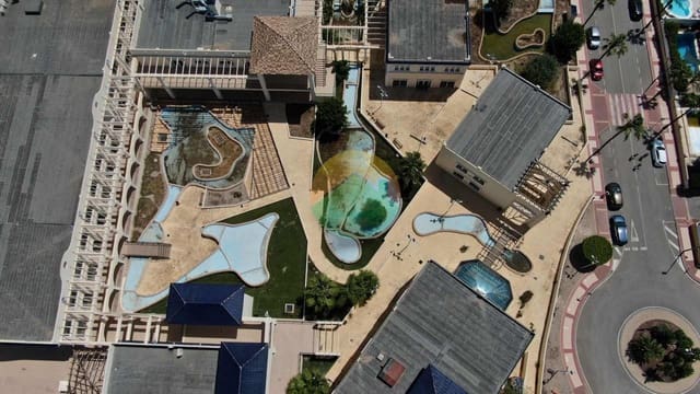 Commercieel te koop in Baños y Mendigo, Murcia stad met garage - € 4.500.000 (Ref: 9148076)