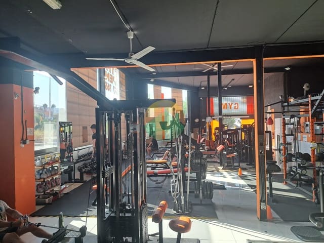 Commercieel te koop in Camposol, Mazarrón - € 195.000 (Ref: 9163207)