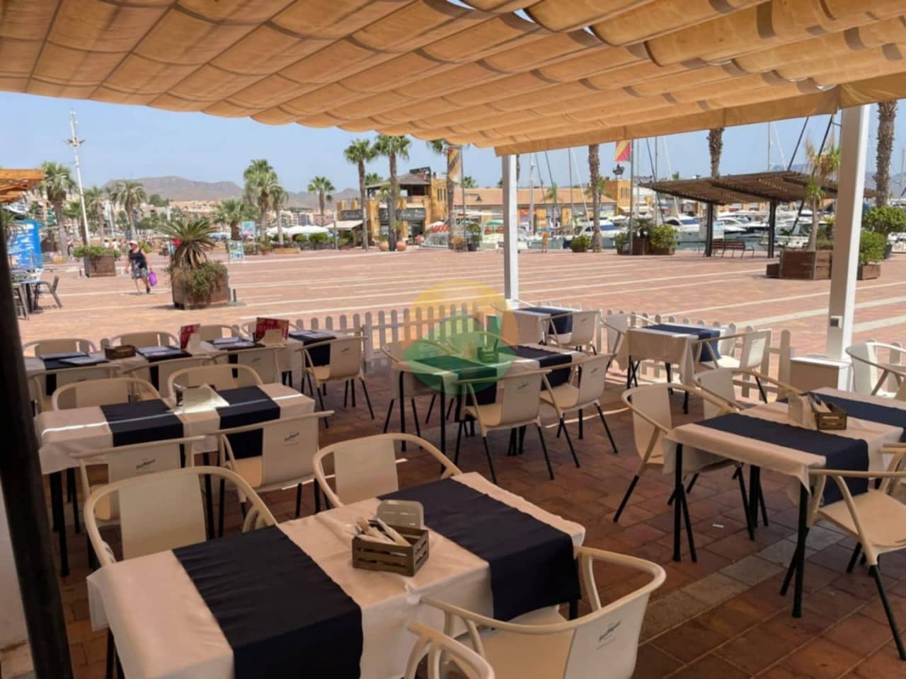 Kaupallinen myytävänä paikassa Puerto de Mazarron - 99 995 € (Ref: 9231540)