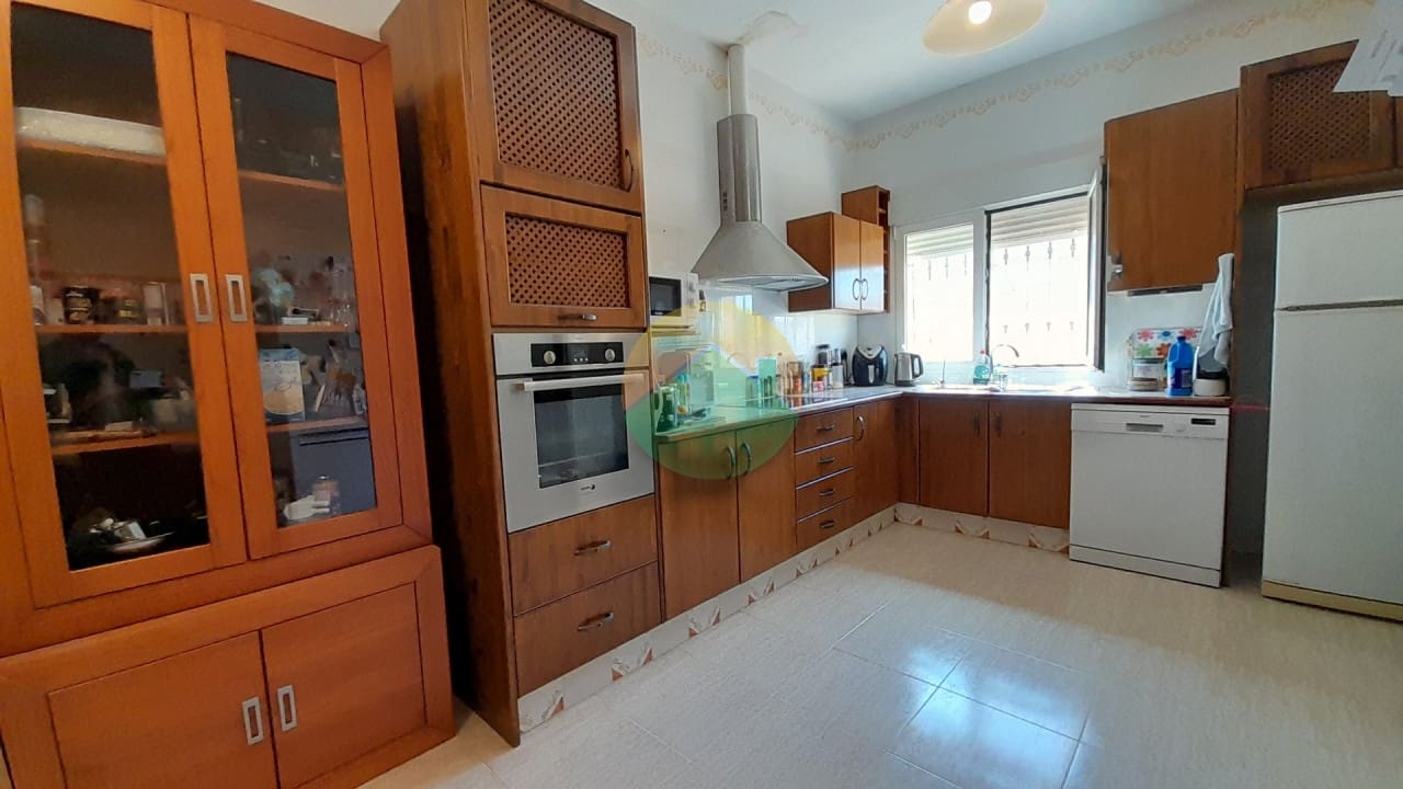 4 soveværelse Finca/Landehus til salg i Pastrana med garage - € 269.995 (Ref: 9272840)