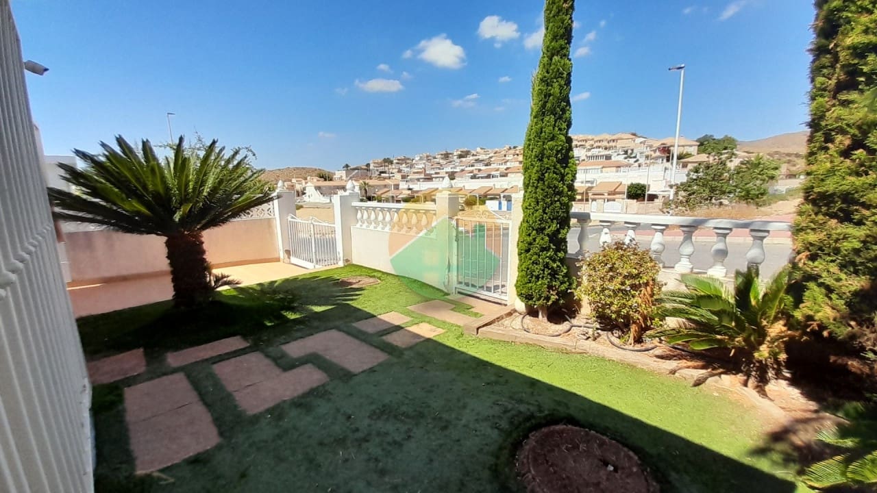 3 sovrum Radhus till salu i Alamillo med pool - 299 995 € (Ref: 9288389)