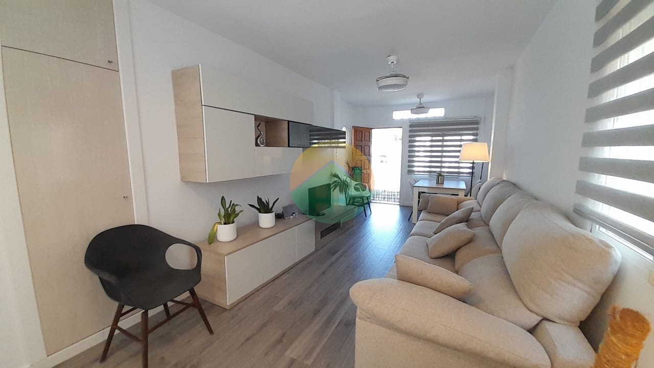 3 sovrum Radhus till salu i Alamillo med pool - 299 995 € (Ref: 9288389)