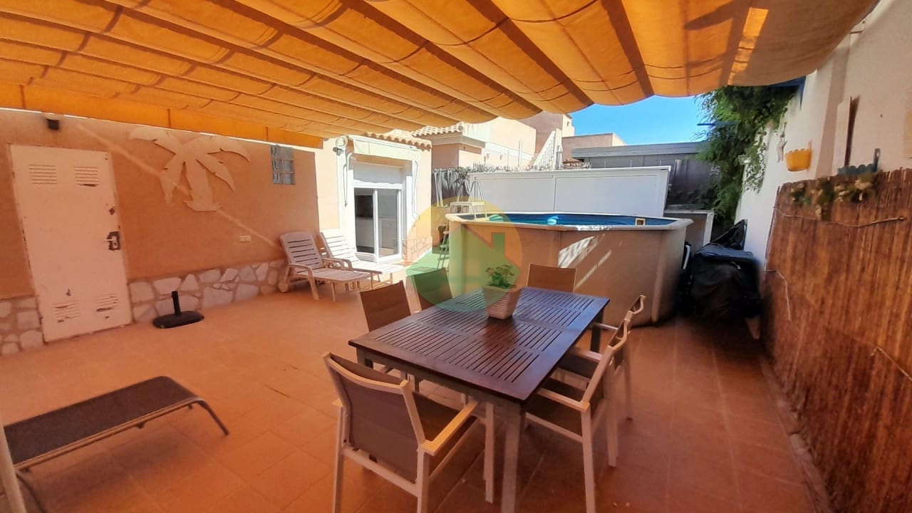 3 sovrum Radhus till salu i Alamillo med pool - 299 995 € (Ref: 9288389)