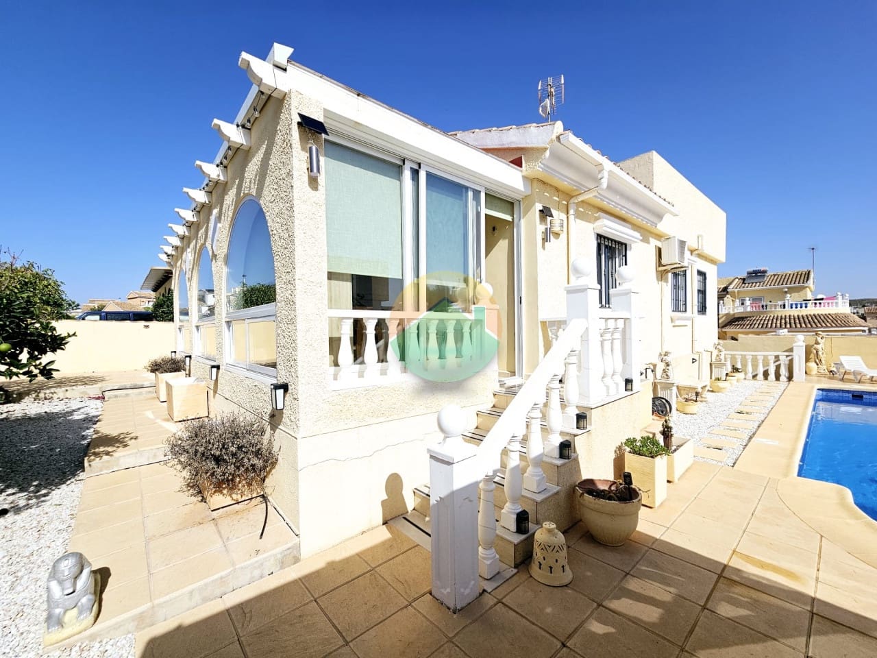 2 soveværelse Villa til salg i Camposol med swimmingpool - € 194.995 (Ref: 9309159)