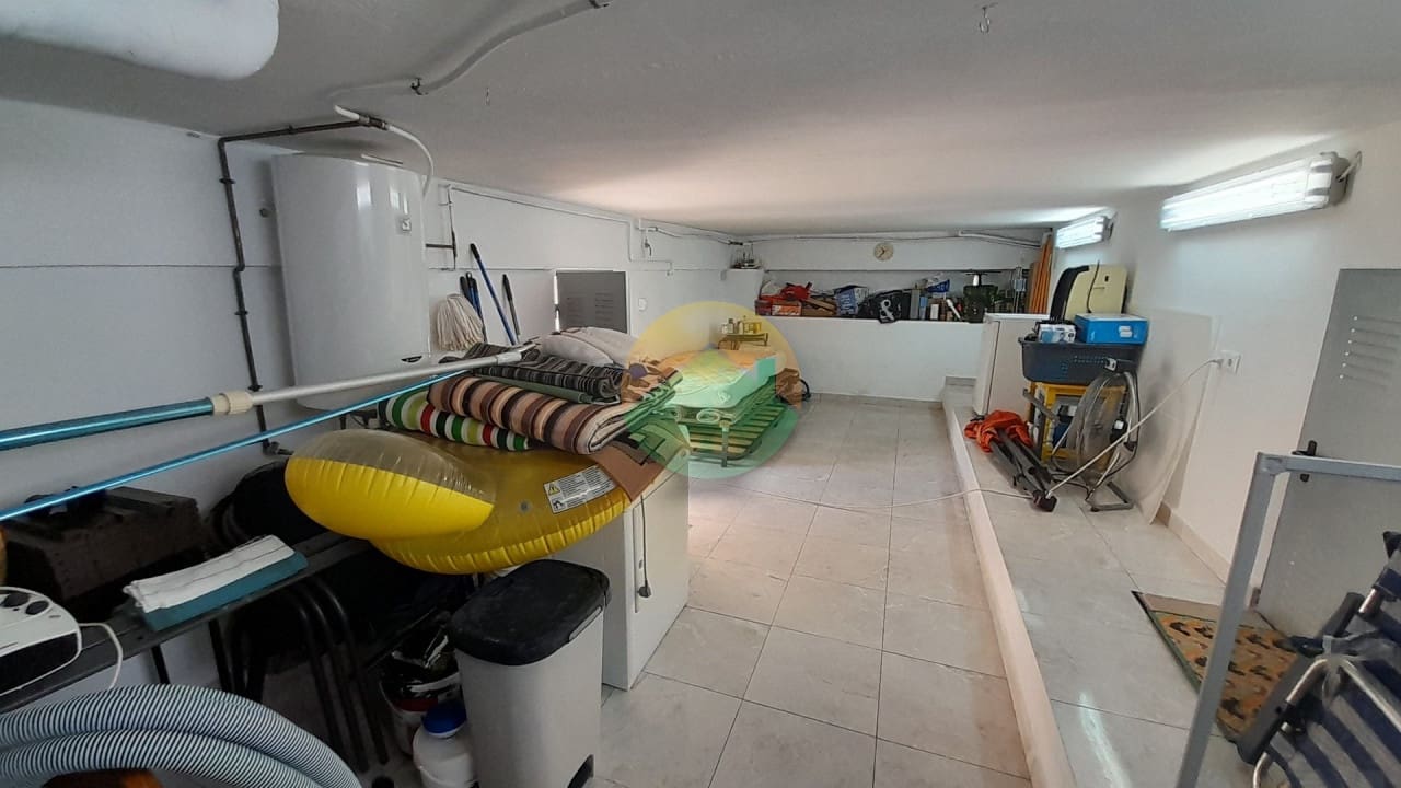 3 slaapkamer Villa te koop in Camposol met zwembad - € 219.000 (Ref: 9319682)