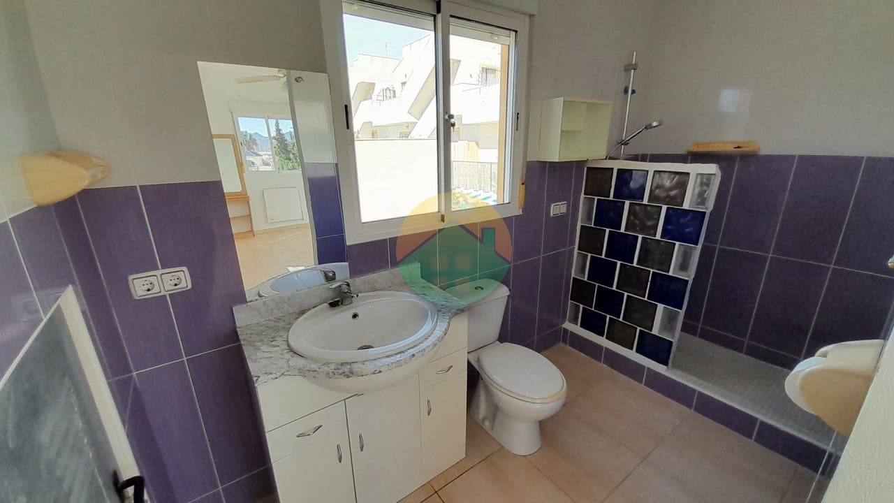 3 soveværelse Villa til salg i Camposol med swimmingpool - € 149.995 (Ref: 9331721)