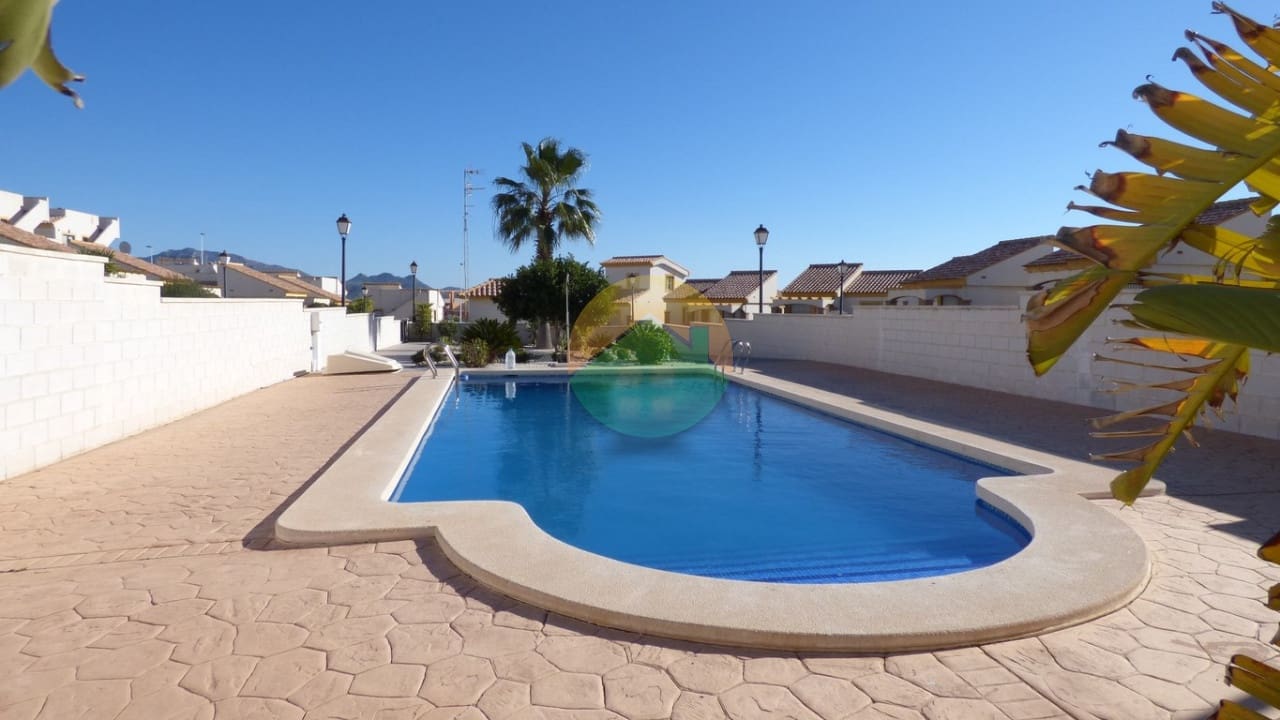 3 soveværelse Villa til salg i Camposol med swimmingpool - € 149.995 (Ref: 9331721)