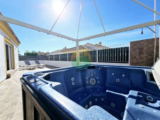 2 bedroom Semi-detached Villa for sale in Mazarrón with pool - € 174,500 (Ref: 9338560)