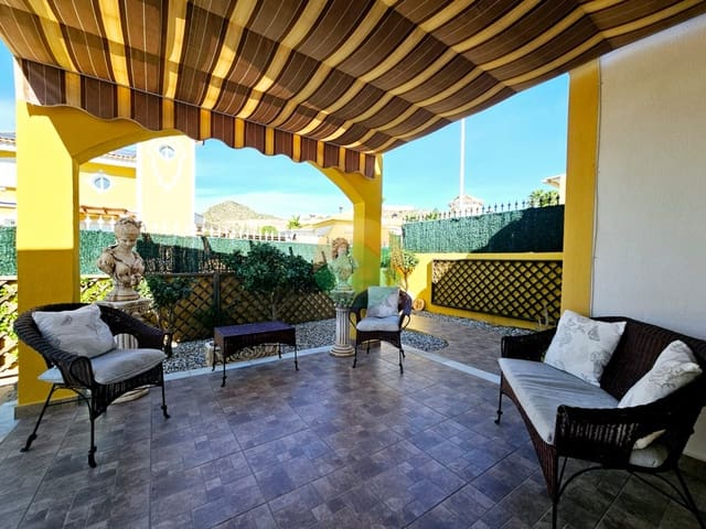 2 bedroom Semi-detached Villa for sale in Mazarrón with pool - € 174,500 (Ref: 9338560)