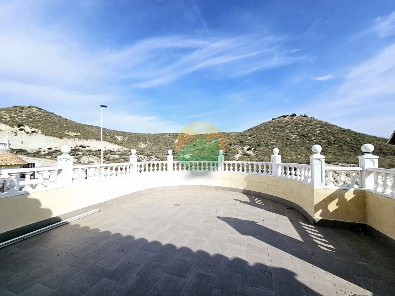 3 soveværelse Villa til salg i Camposol med swimmingpool - € 239.995 (Ref: 9354208)