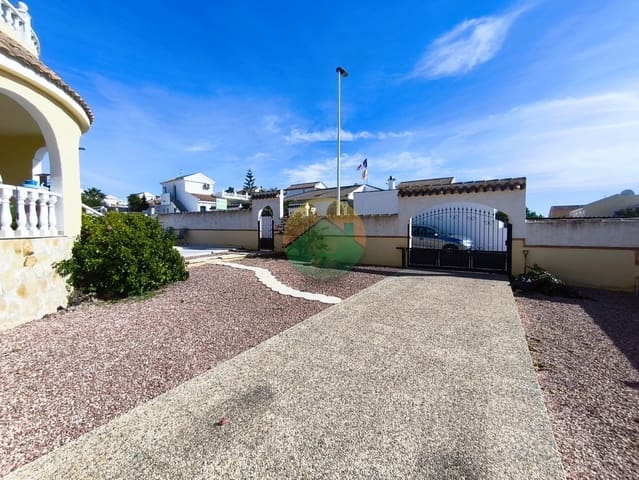 3 makuuhuone Huvila myytävänä paikassa Camposol, Mazarrón mukana uima-altaan 
autotalli - 234 995 € (Ref: 9378366)